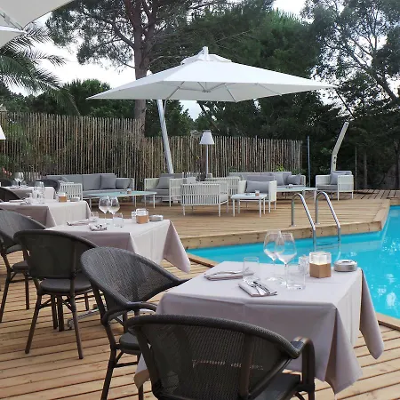 Isulella & Restaurant Hotel