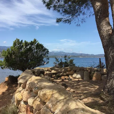 酒店 Isulella & Restaurant 维琪奥港