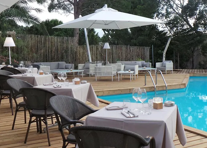 Isulella & Restaurant 호텔