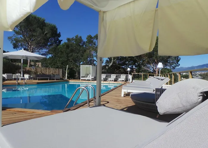 호텔 Isulella & Restaurant