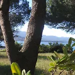 Hotel Isulella & Restaurant 4*