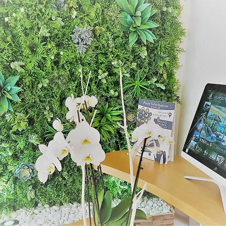 Hotel Isulella & Restaurant 4*