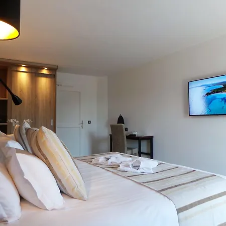 Isulella & Restaurant 4* Porto-Vecchio (Corsica)