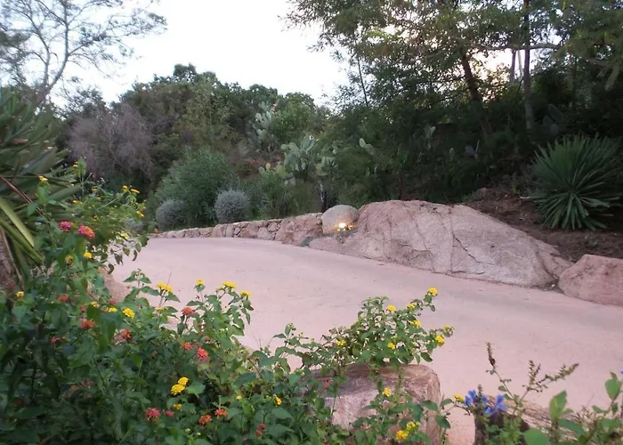 Isulella & Restaurant بورتو فيكشْيو